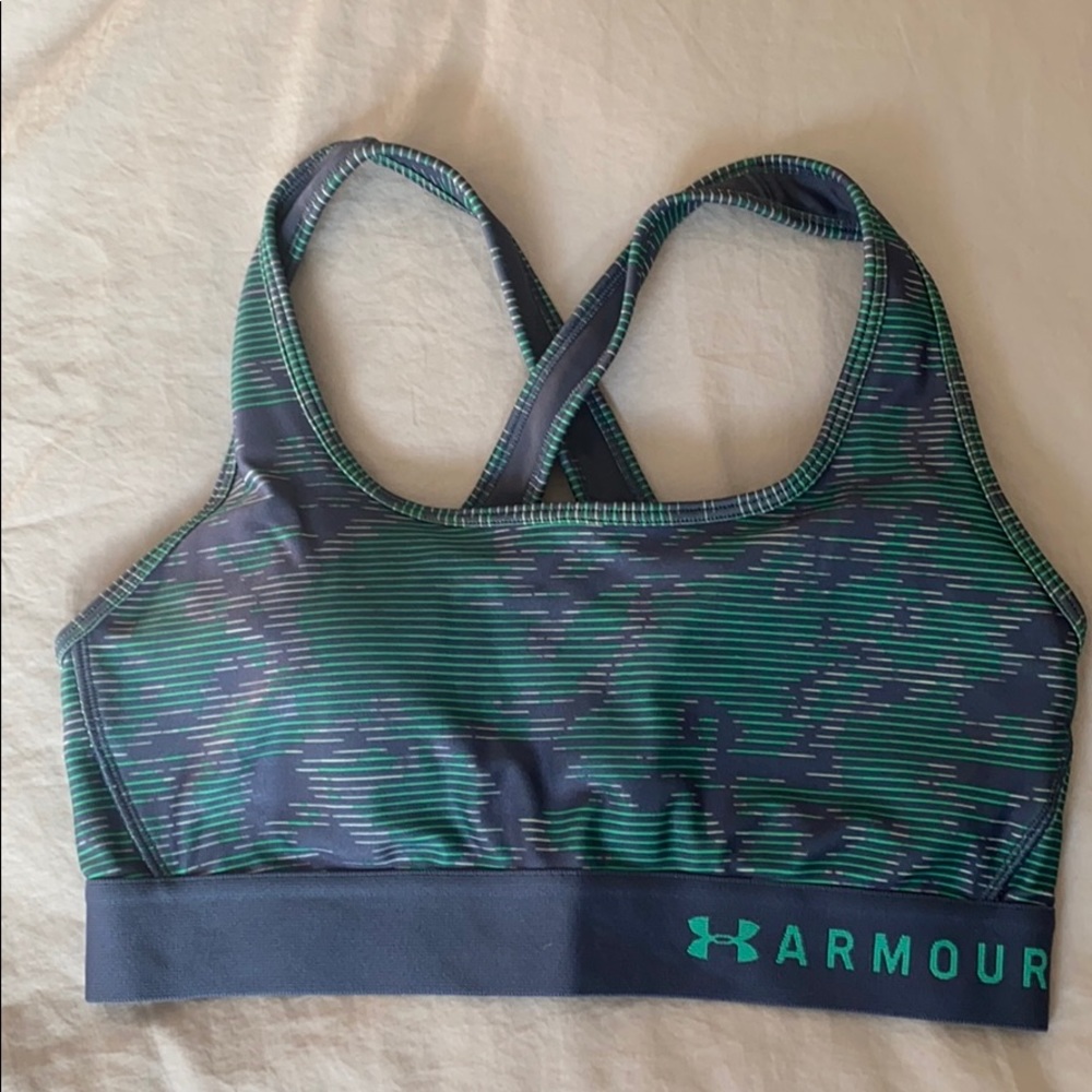 UNDER ARMOUR sports bra